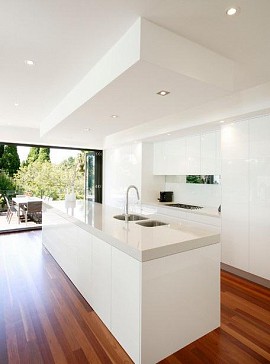 Tủ bếp MDF Acrylic màu trắng trẻ trung mã BT14